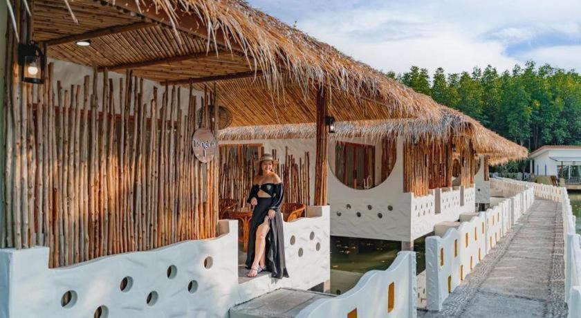 Anavilla Tangke Resort Khanom Bagian luar foto